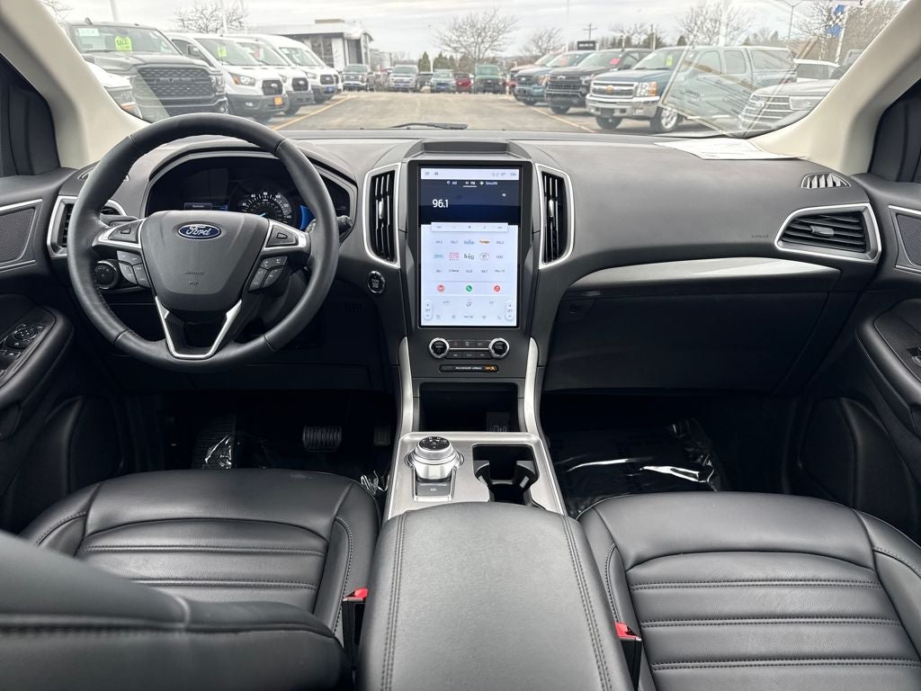 2024 Ford Edge SEL Certified AWD Near Milwaukee WI