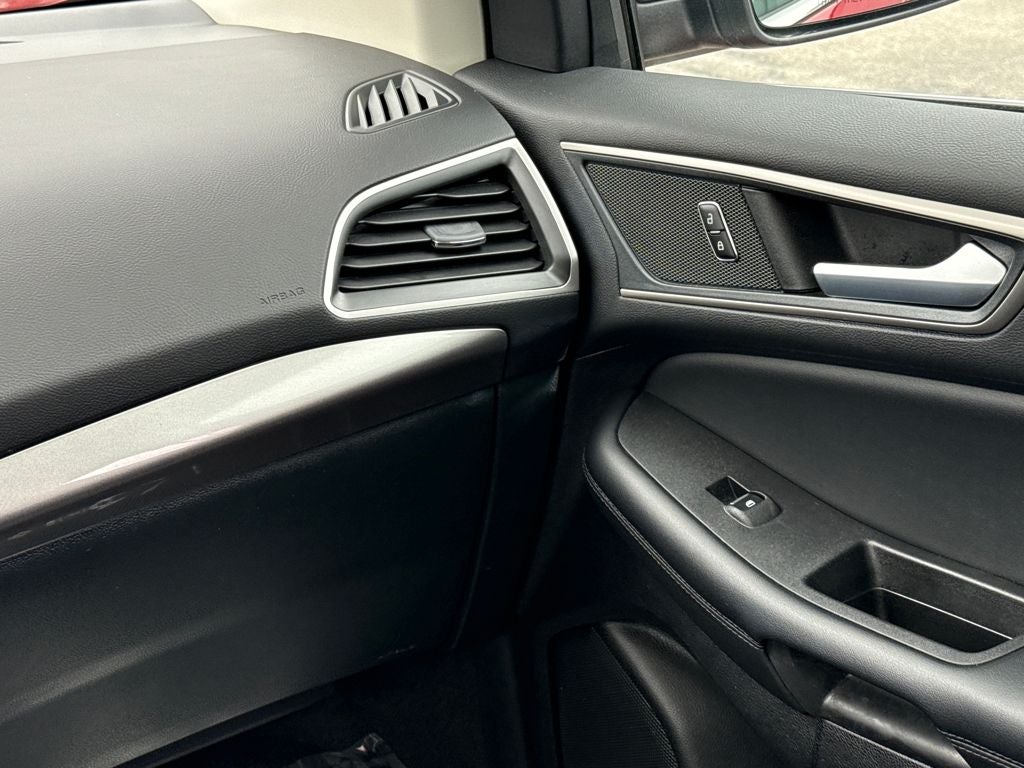 2024 Ford Edge SEL Certified AWD Near Milwaukee WI