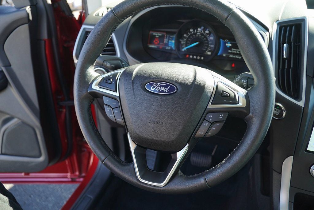 2022 Ford Edge SEL Certified AWD Near Milwaukee WI