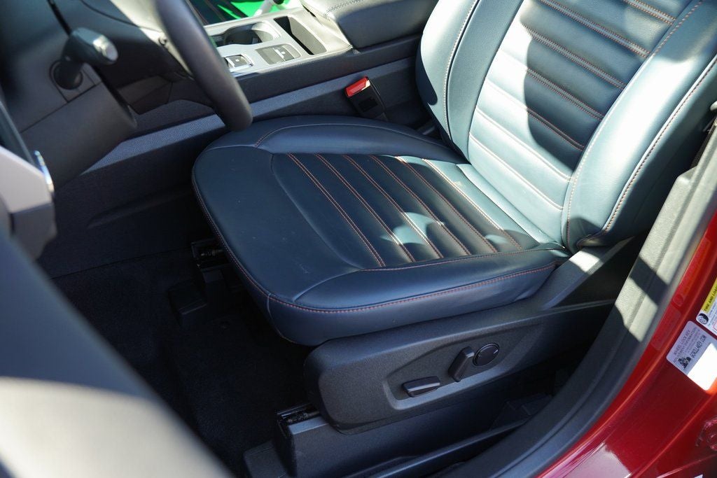 2022 Ford Edge SEL Certified AWD Near Milwaukee WI