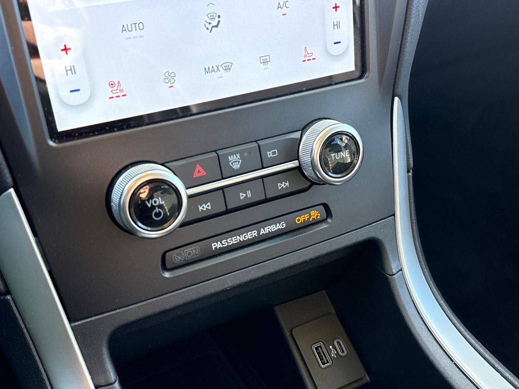 2024 Ford Edge SEL Certified AWD Near Milwaukee WI