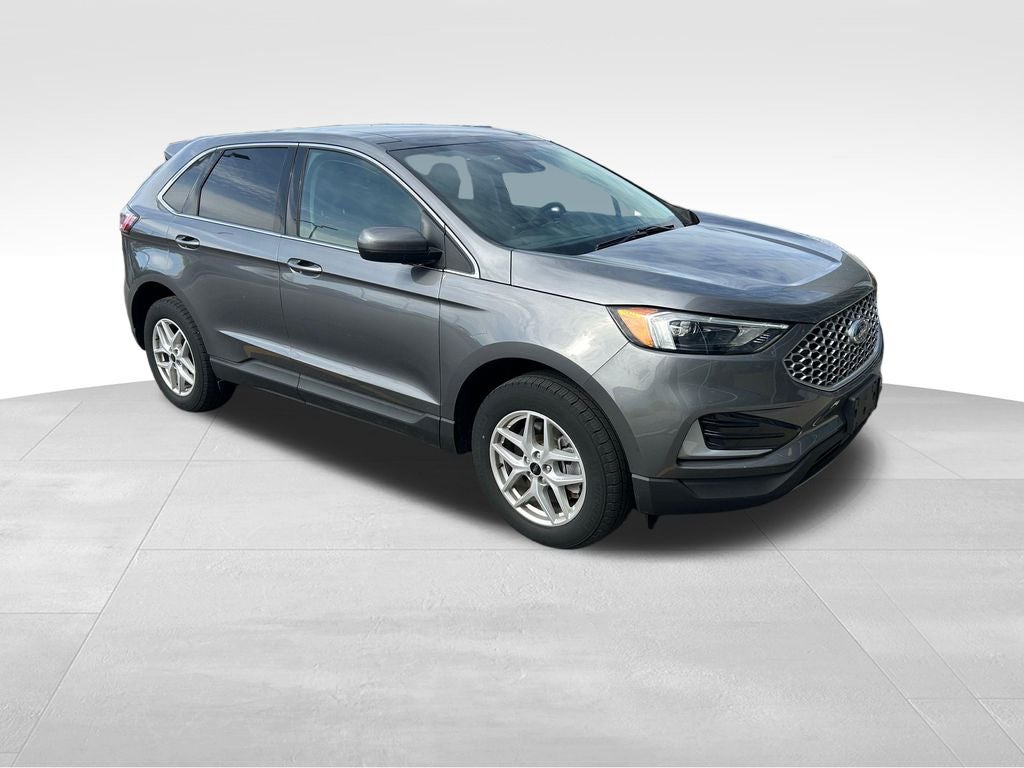 2024 Ford Edge SEL Certified AWD Near Milwaukee WI