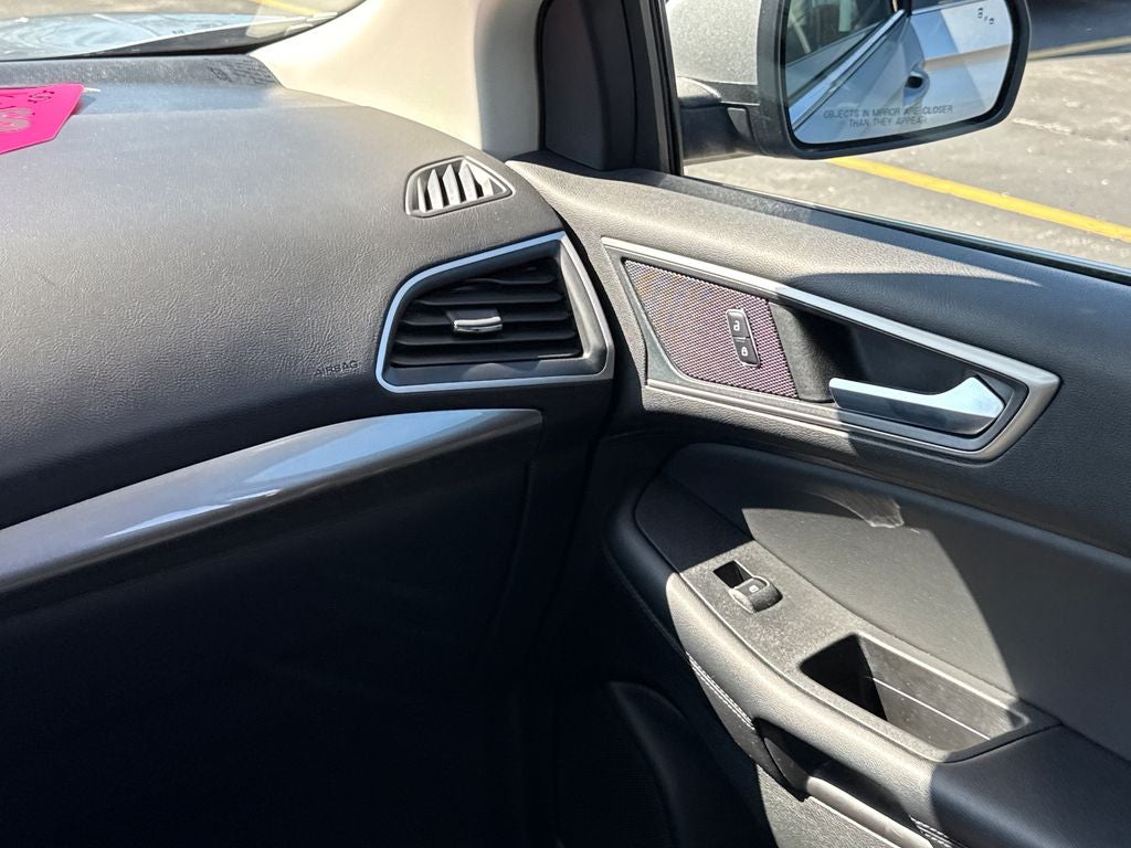 2024 Ford Edge SEL Certified AWD Near Milwaukee WI