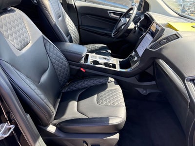 2024 Ford Edge Titanium Certified AWD Near Milwaukee WI