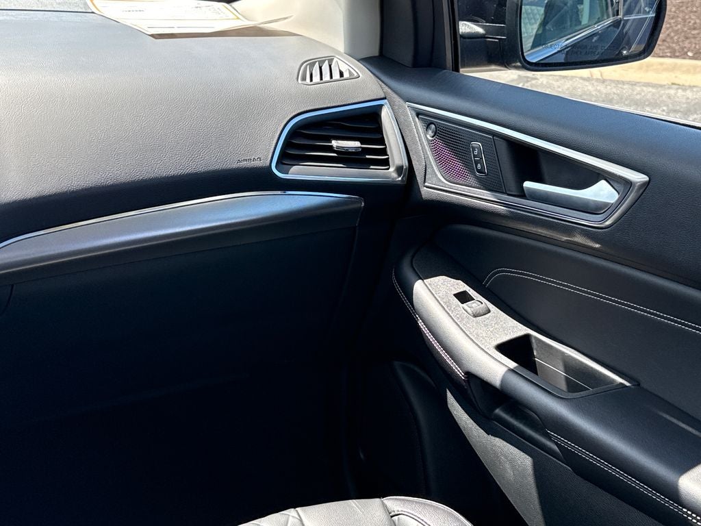 2024 Ford Edge Titanium Certified AWD Near Milwaukee WI