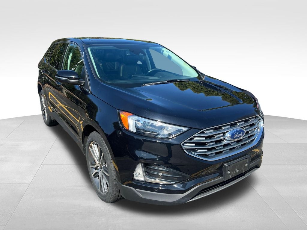 2024 Ford Edge Titanium Certified AWD Near Milwaukee WI
