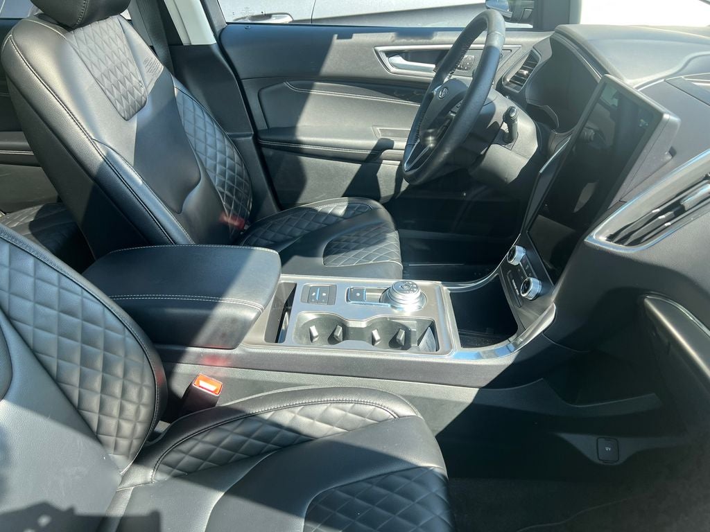 2024 Ford Edge Titanium Certified AWD Near Milwaukee WI
