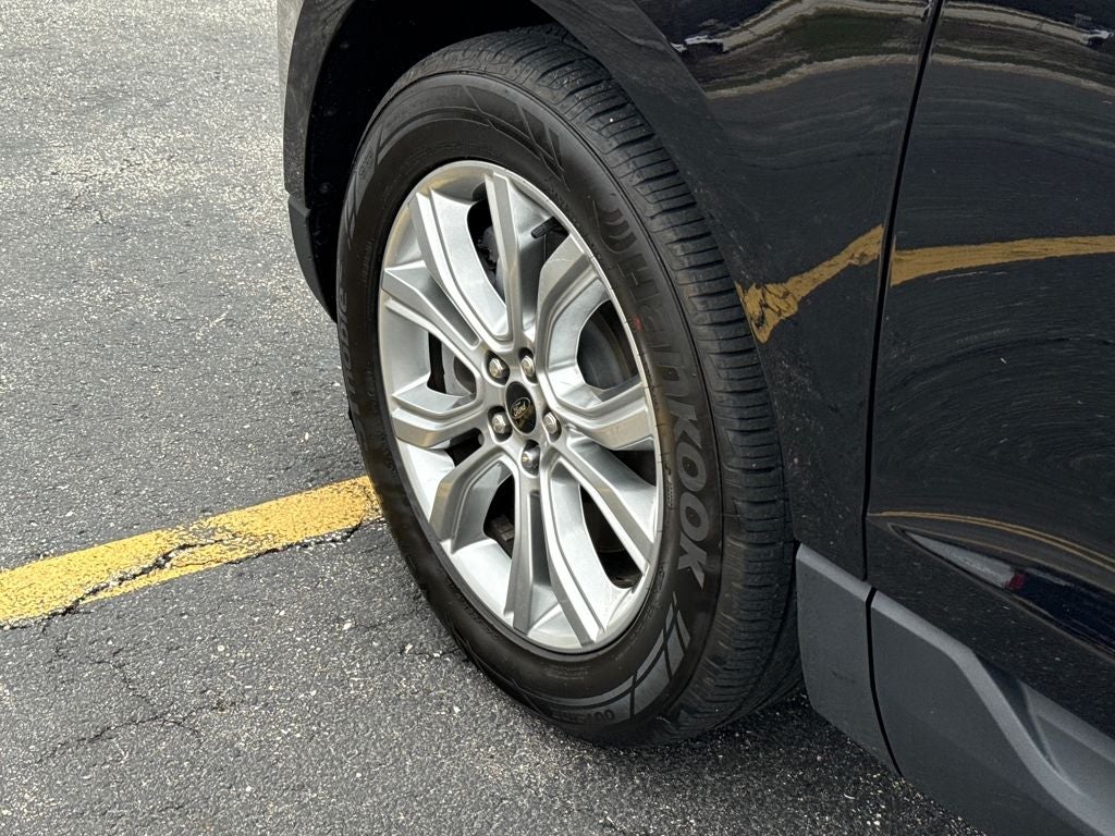 2024 Ford Edge Titanium Certified AWD Near Milwaukee WI