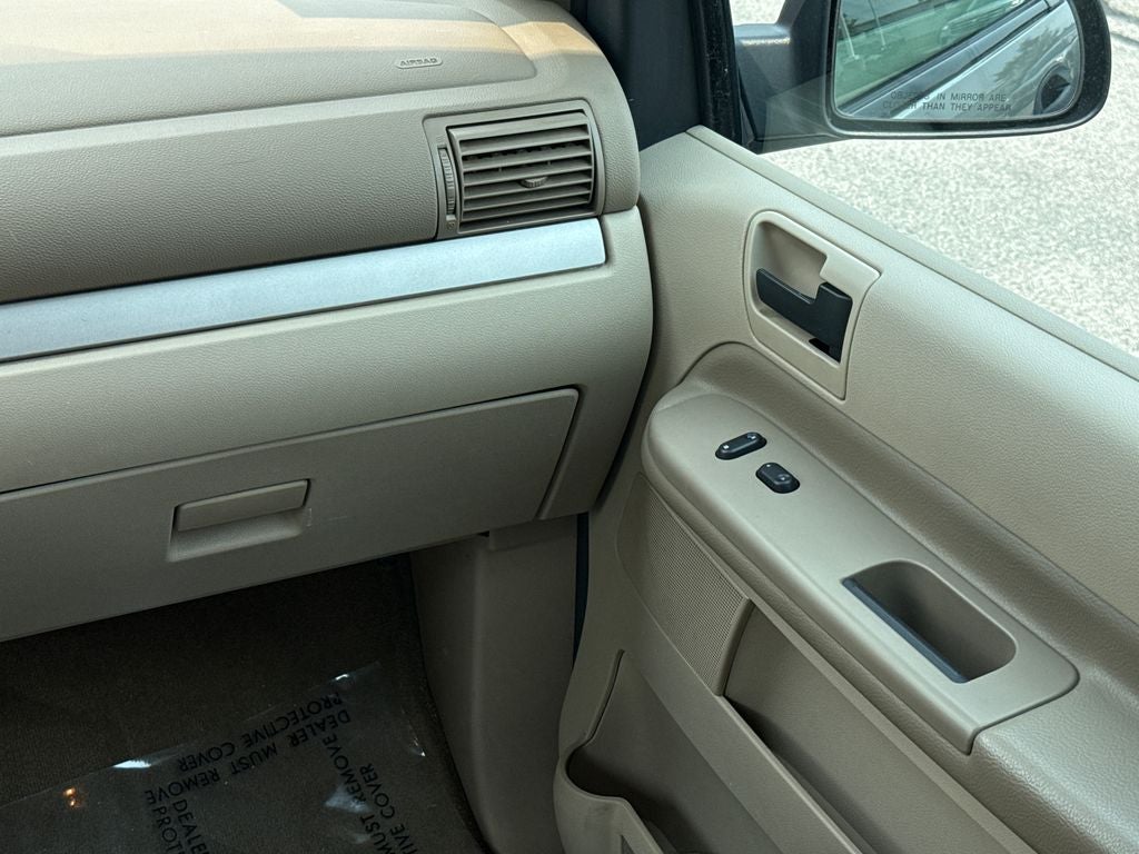 2004 Ford Freestar SE