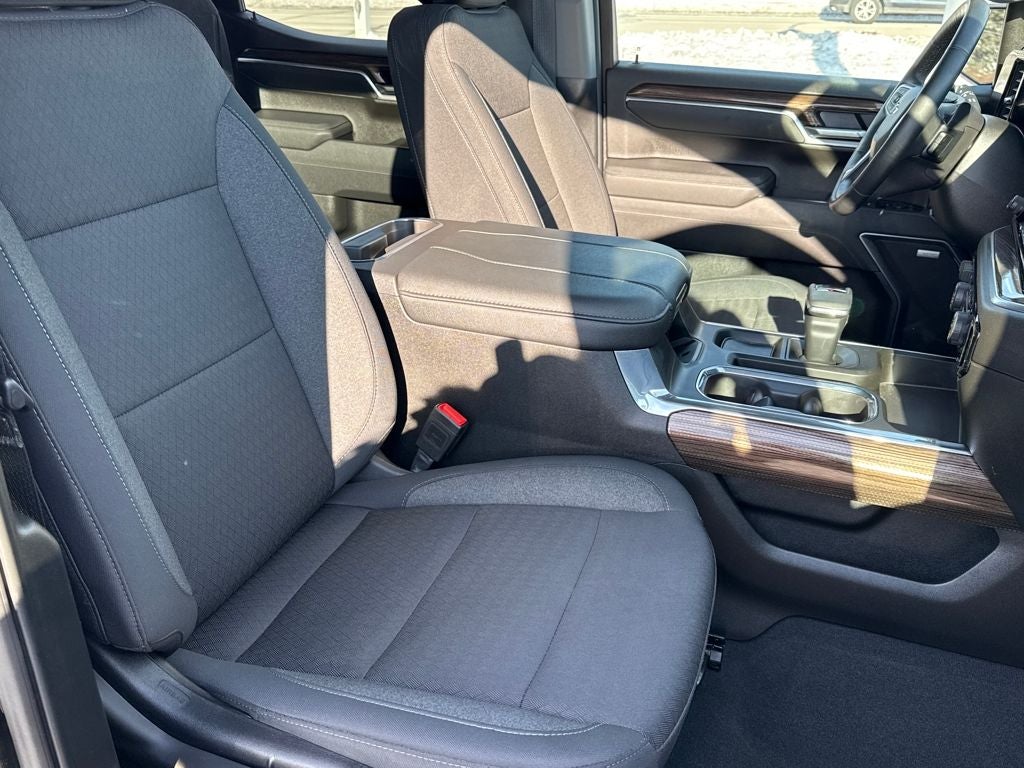 2025 Chevrolet Silverado 1500 RST Z71 4WD Near Milwaukee WI