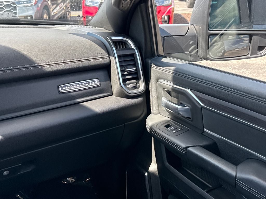 2025 RAM 3500 Laramie 4WD Near Milwaukee WI