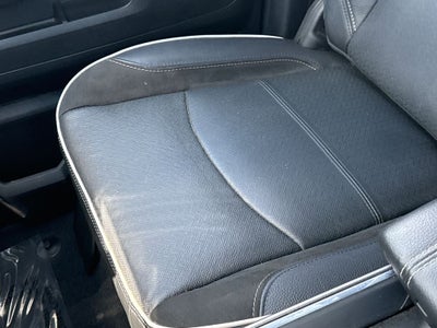 2025 RAM 3500 Laramie 4WD Near Milwaukee WI
