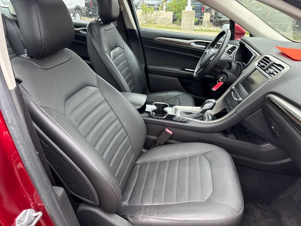 2014 Ford Fusion Energi SE Luxury Near Milwaukee WI