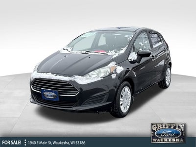 2015 Ford Fiesta S Near Milwaukee WI