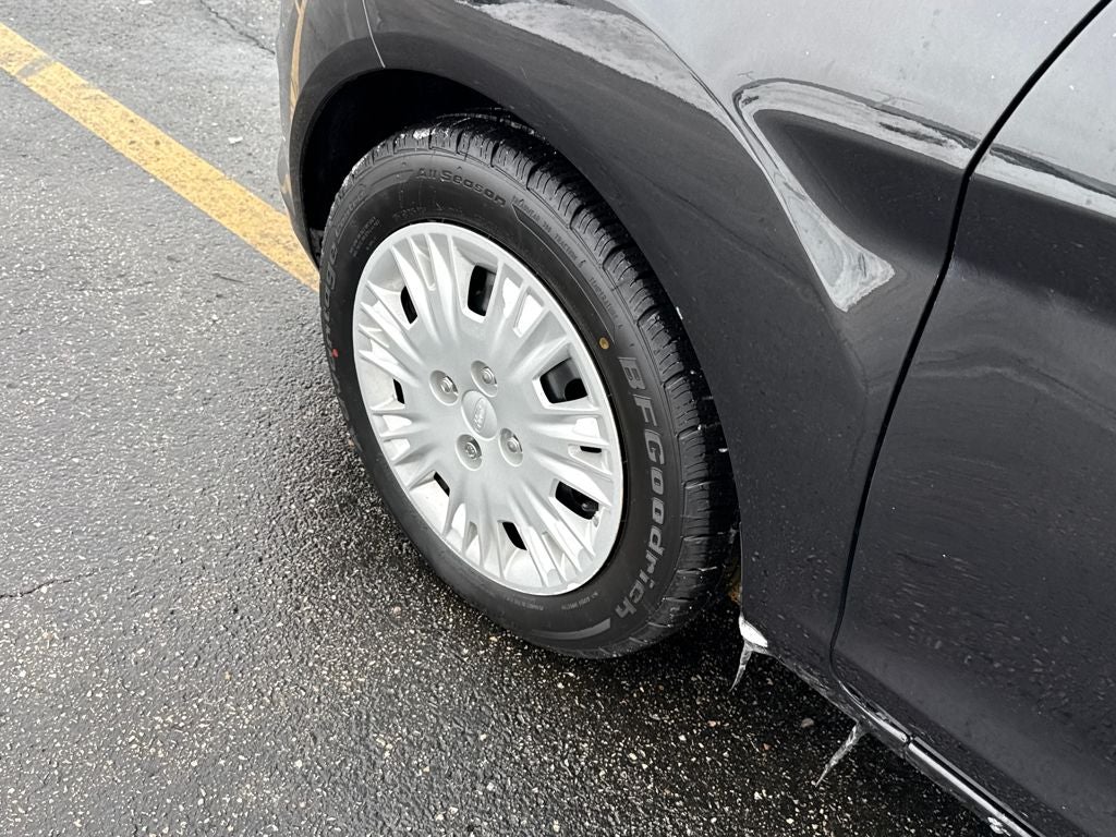 2015 Ford Fiesta S Near Milwaukee WI