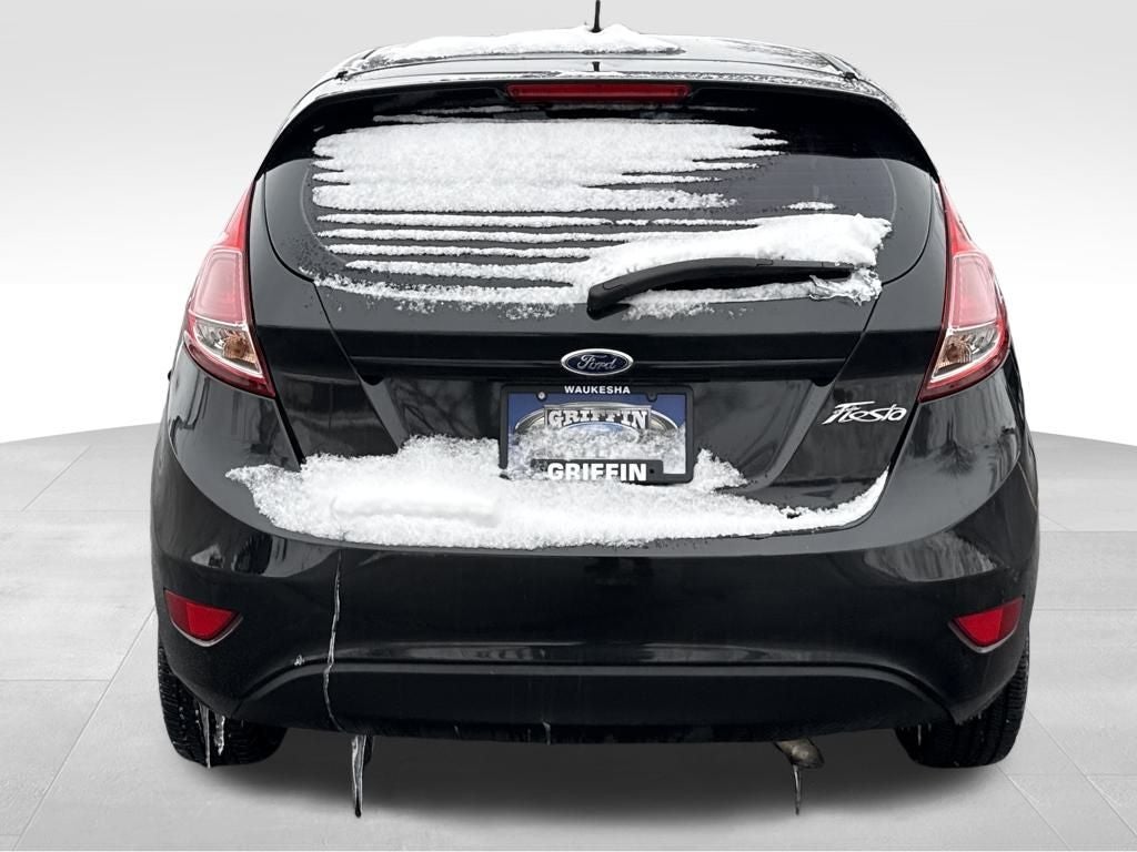 2015 Ford Fiesta S Near Milwaukee WI