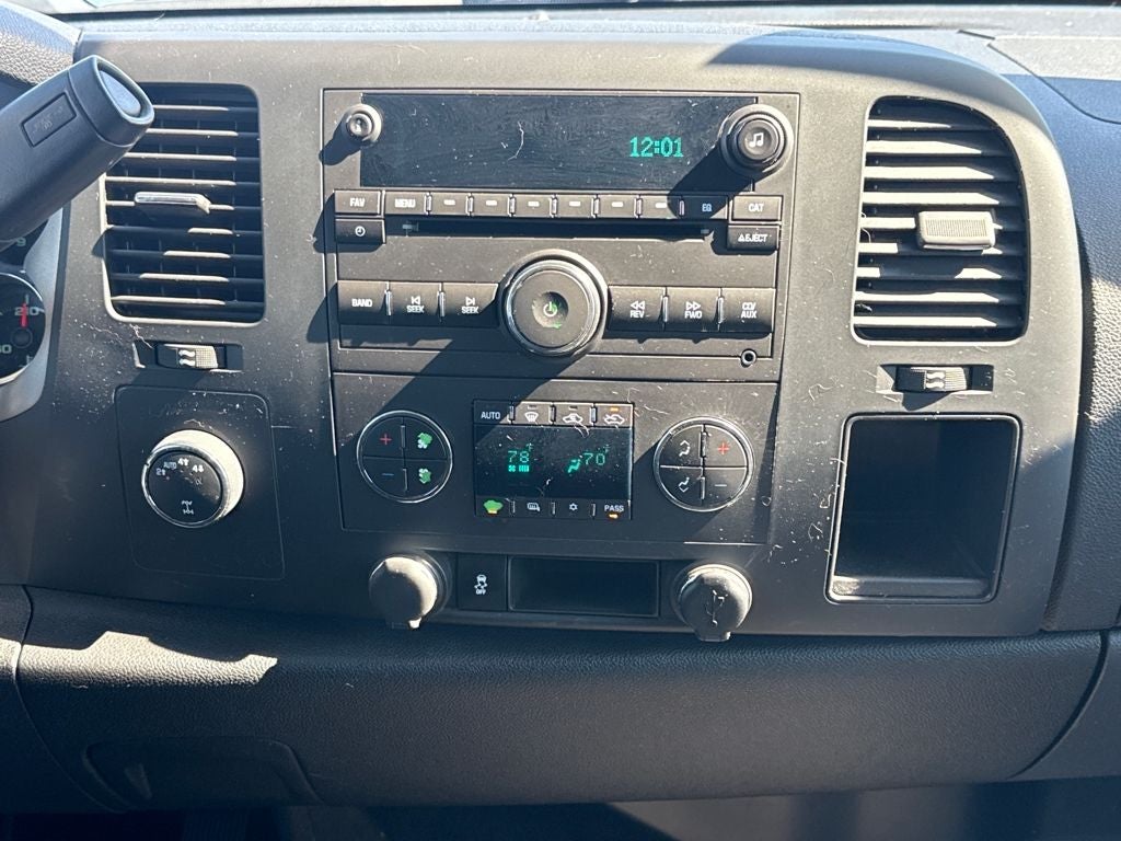 2012 Chevrolet Silverado 1500 LT 4WD Near Milwaukee WI