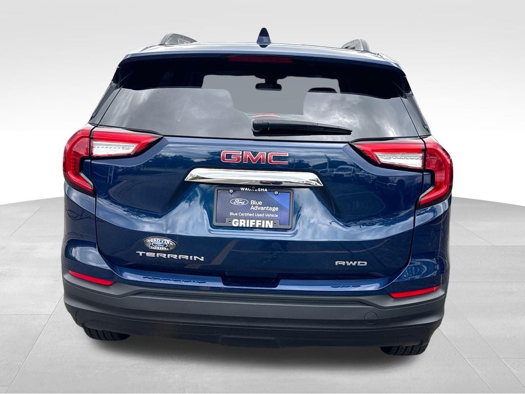 2022 GMC Terrain SLE