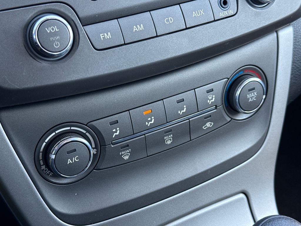 2013 Nissan Sentra S Near Milwaukee WI