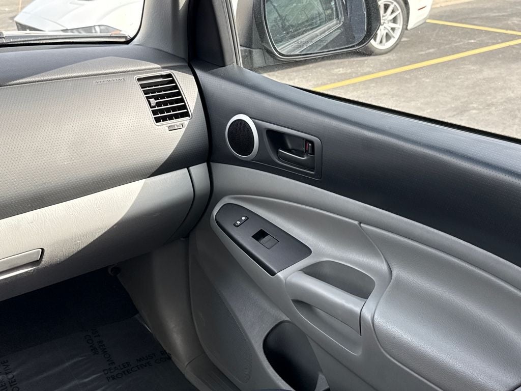 2015 Toyota Tacoma Base V6