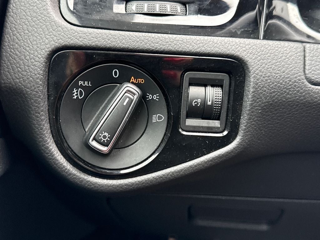 2019 Volkswagen Golf GTI Autobahn Near Milwaukee WI