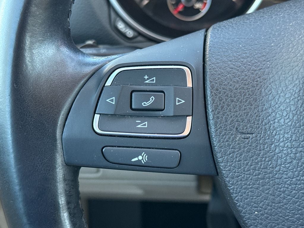 2013 Volkswagen Jetta SportWagen 2.0L TDI Near Milwaukee WI