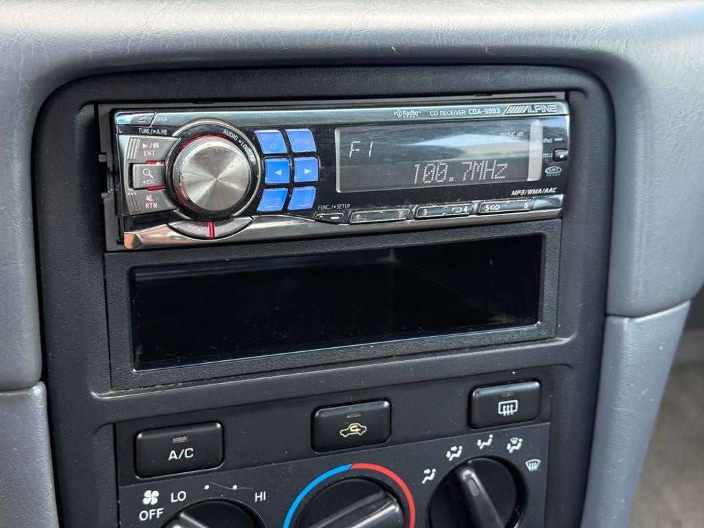 2001 Toyota Camry LE 2.2L 4CYL GREAT FUEL ECONOMY
