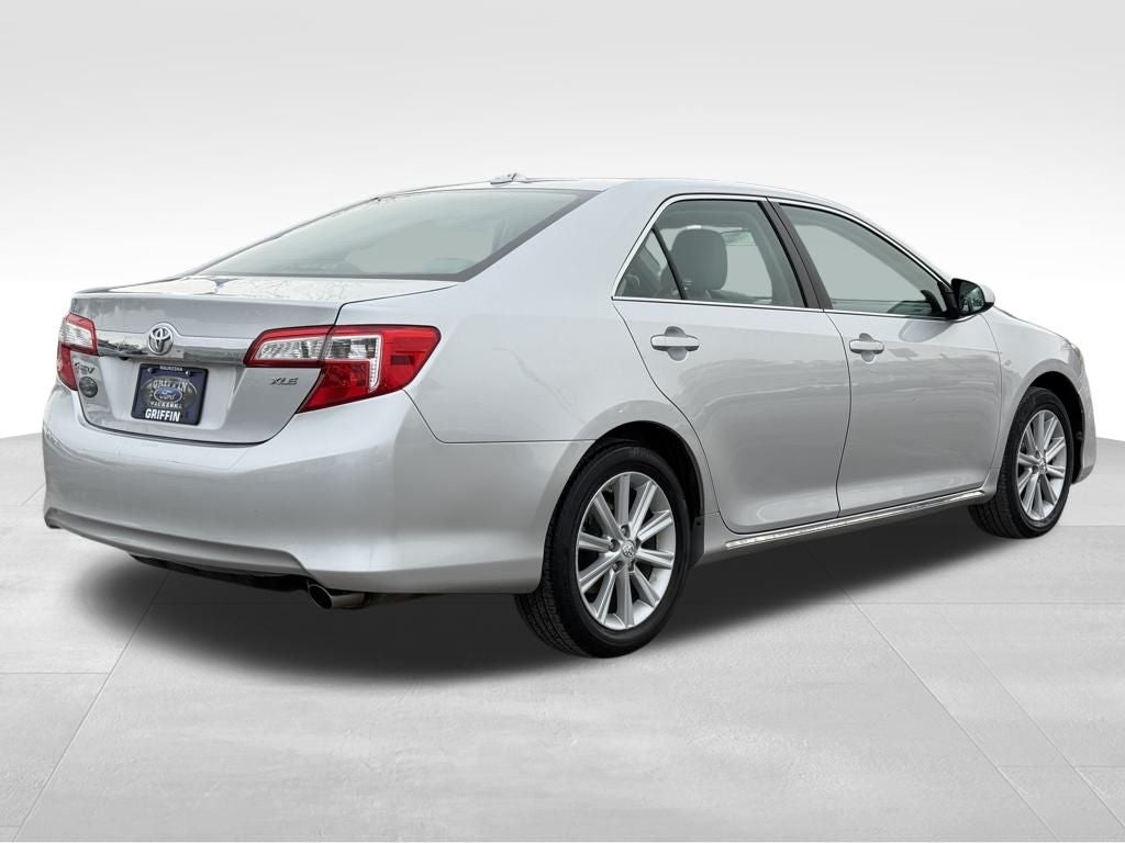 2014 Toyota Camry XLE Near Milwaukee WI