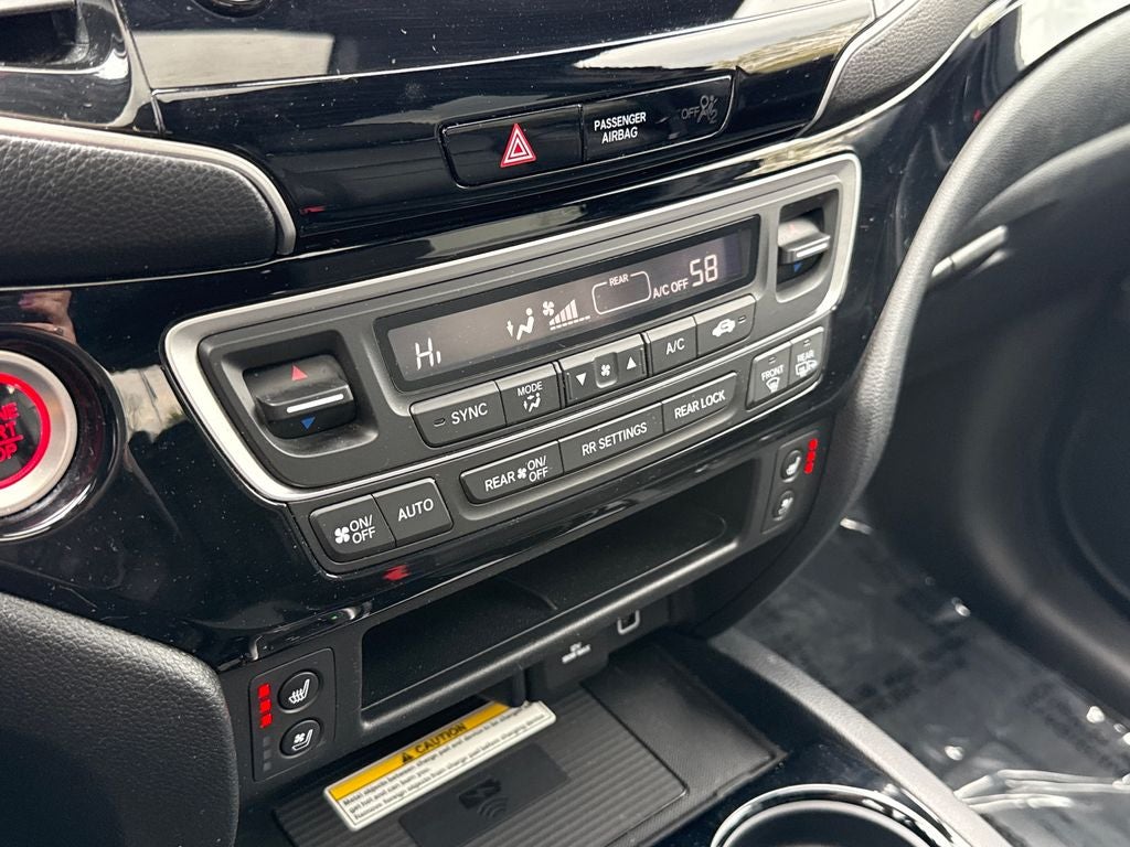 2022 Honda Passport Elite Blue Certified AWD Near Milwaukee WI