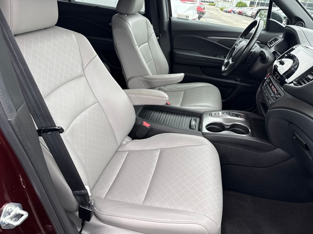 2021 Honda Passport EX-L Blue Certified AWD Near Milwaukee WI
