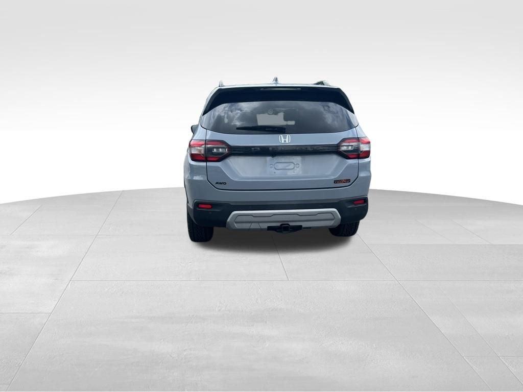 2023 Honda Pilot TrailSport