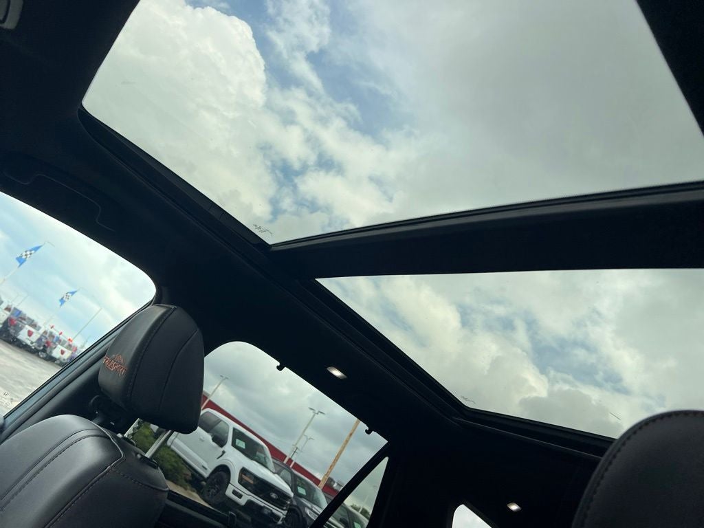2023 Honda Pilot TrailSport