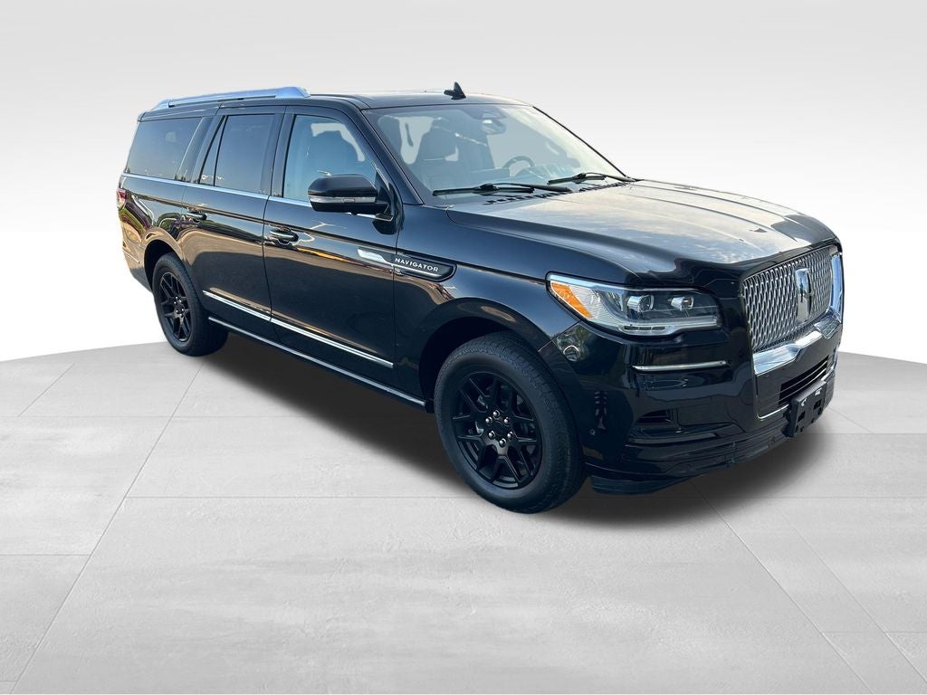 2022 Lincoln Navigator L Reserve