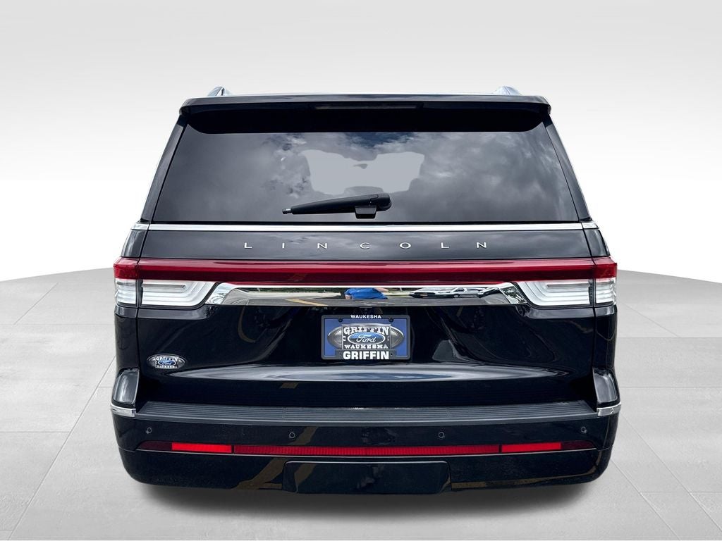 2022 Lincoln Navigator L Reserve