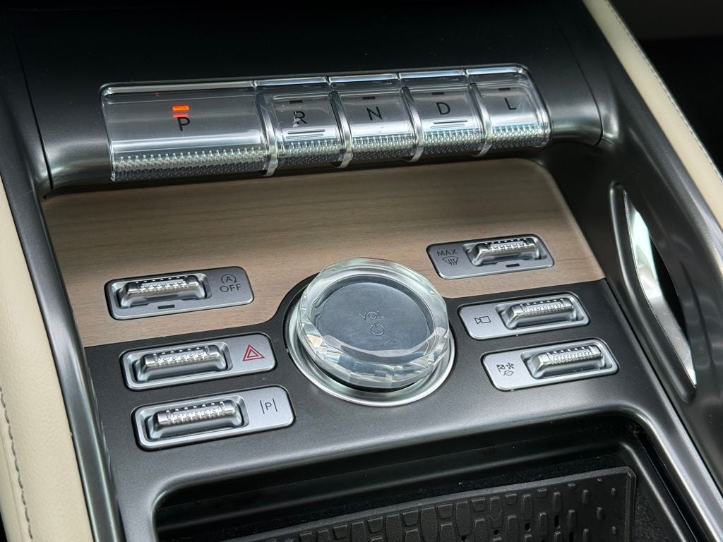 2024 Lincoln Nautilus Reserve AWD Near Milwaukee WI