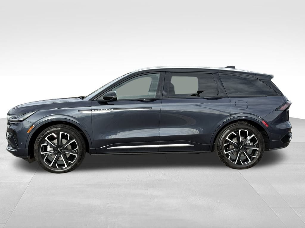 2024 Lincoln Nautilus Reserve AWD Near Milwaukee WI