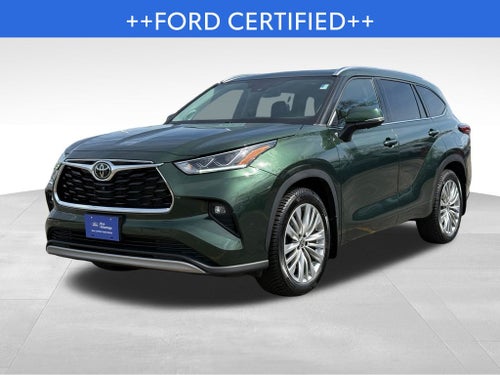 2023 Toyota Highlander Platinum Blue Certified AWD Near Milwaukee WI