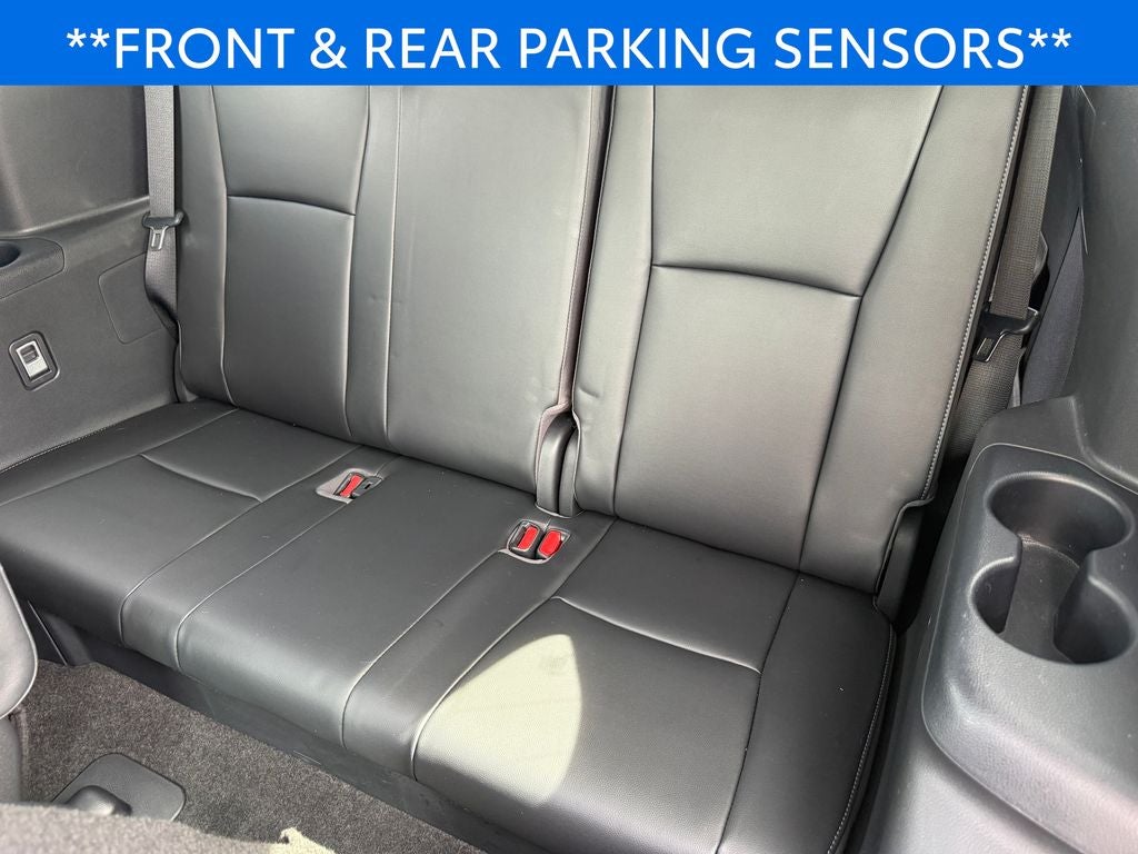 2023 Toyota Highlander Platinum Blue Certified AWD Near Milwaukee WI