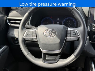 2023 Toyota Highlander Platinum Blue Certified AWD Near Milwaukee WI