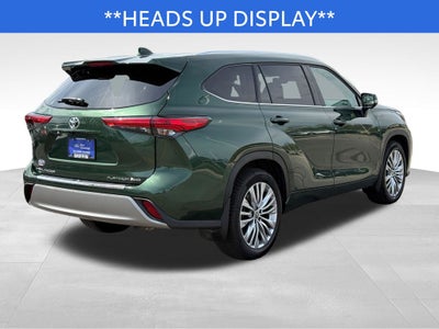 2023 Toyota Highlander Platinum Blue Certified AWD Near Milwaukee WI
