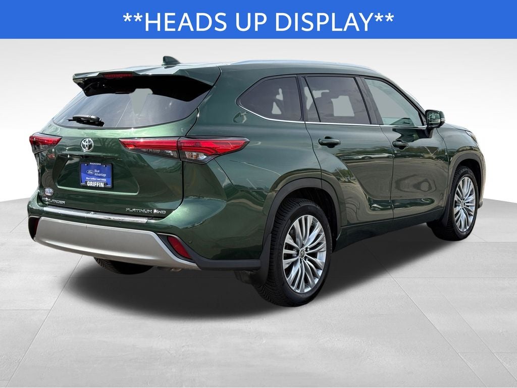 2023 Toyota Highlander Platinum Blue Certified AWD Near Milwaukee WI