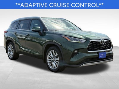 2023 Toyota Highlander Platinum Blue Certified AWD Near Milwaukee WI