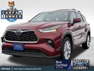 2021 Toyota Highlander Hybrid Limited Blue Certified AWD Near Milwaukee WI