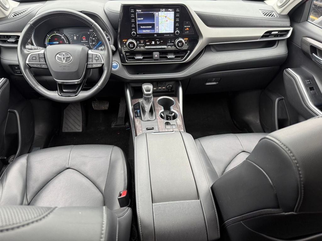 2021 Toyota Highlander Hybrid Limited Blue Certified AWD Near Milwaukee WI