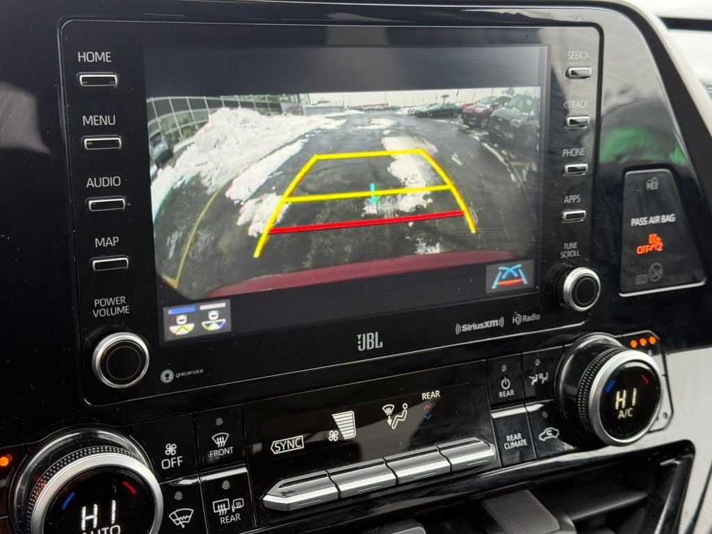 2021 Toyota Highlander Hybrid Limited Blue Certified AWD Near Milwaukee WI