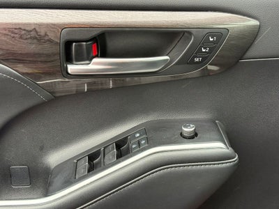 2021 Toyota Highlander Hybrid Limited Blue Certified AWD Near Milwaukee WI