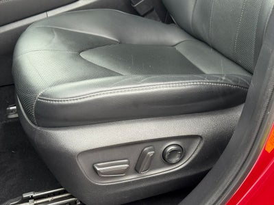 2021 Toyota Highlander Hybrid Limited Blue Certified AWD Near Milwaukee WI