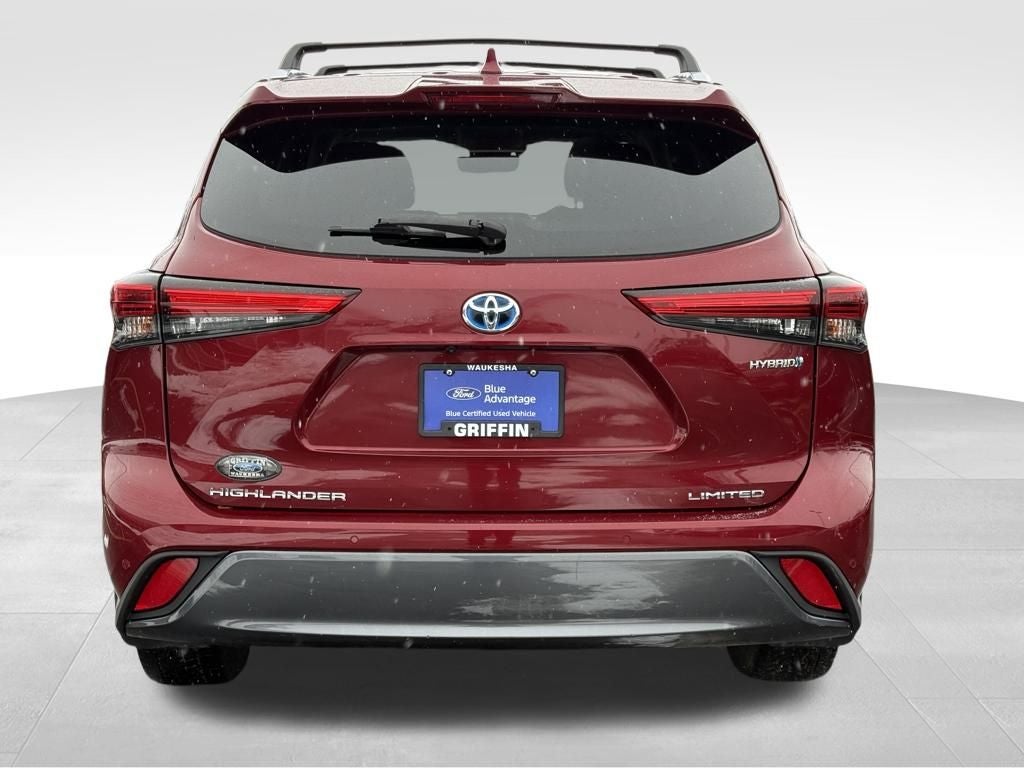 2021 Toyota Highlander Hybrid Limited Blue Certified AWD Near Milwaukee WI