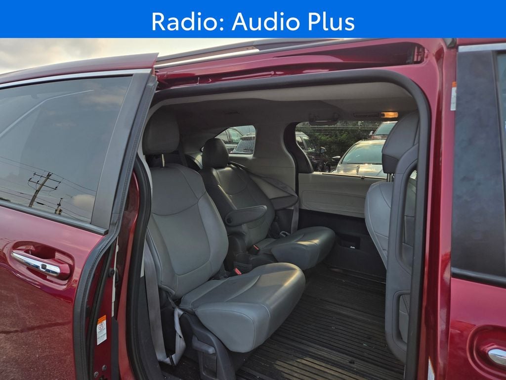 2021 Toyota Sienna XLE 7 Passenger