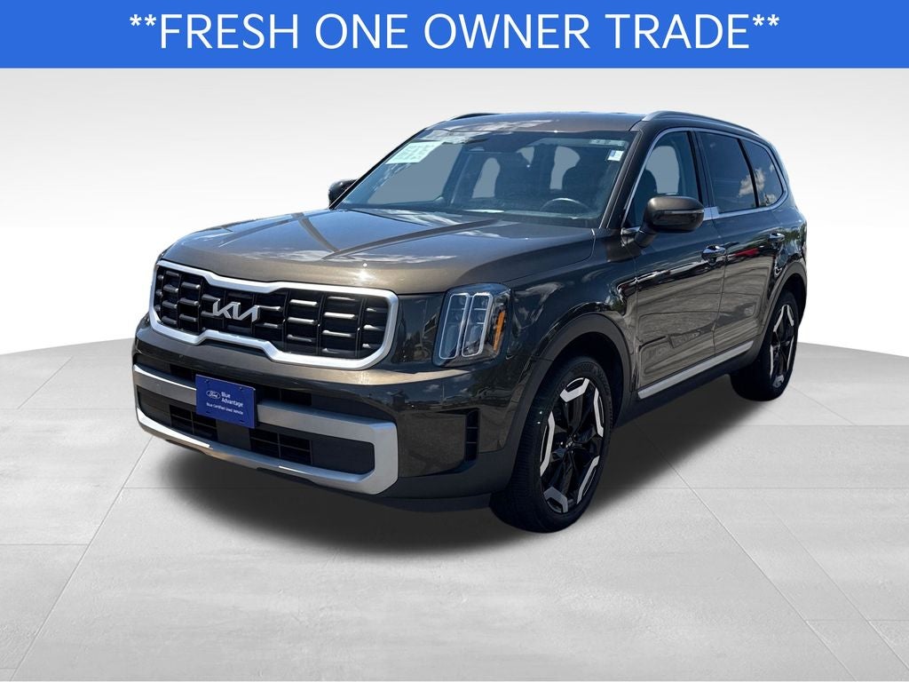 2023 Kia Telluride S Blue Certified AWD Near Milwaukee WI